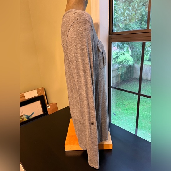 A New Day Light Gray V-neck Henley long sleeve tee w/roll up tabs - Picture 8 of 15